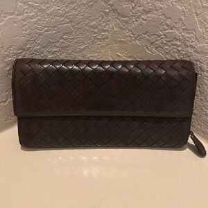 Bottega Veneta Brown Intrecciato Leather Clutch Wallet